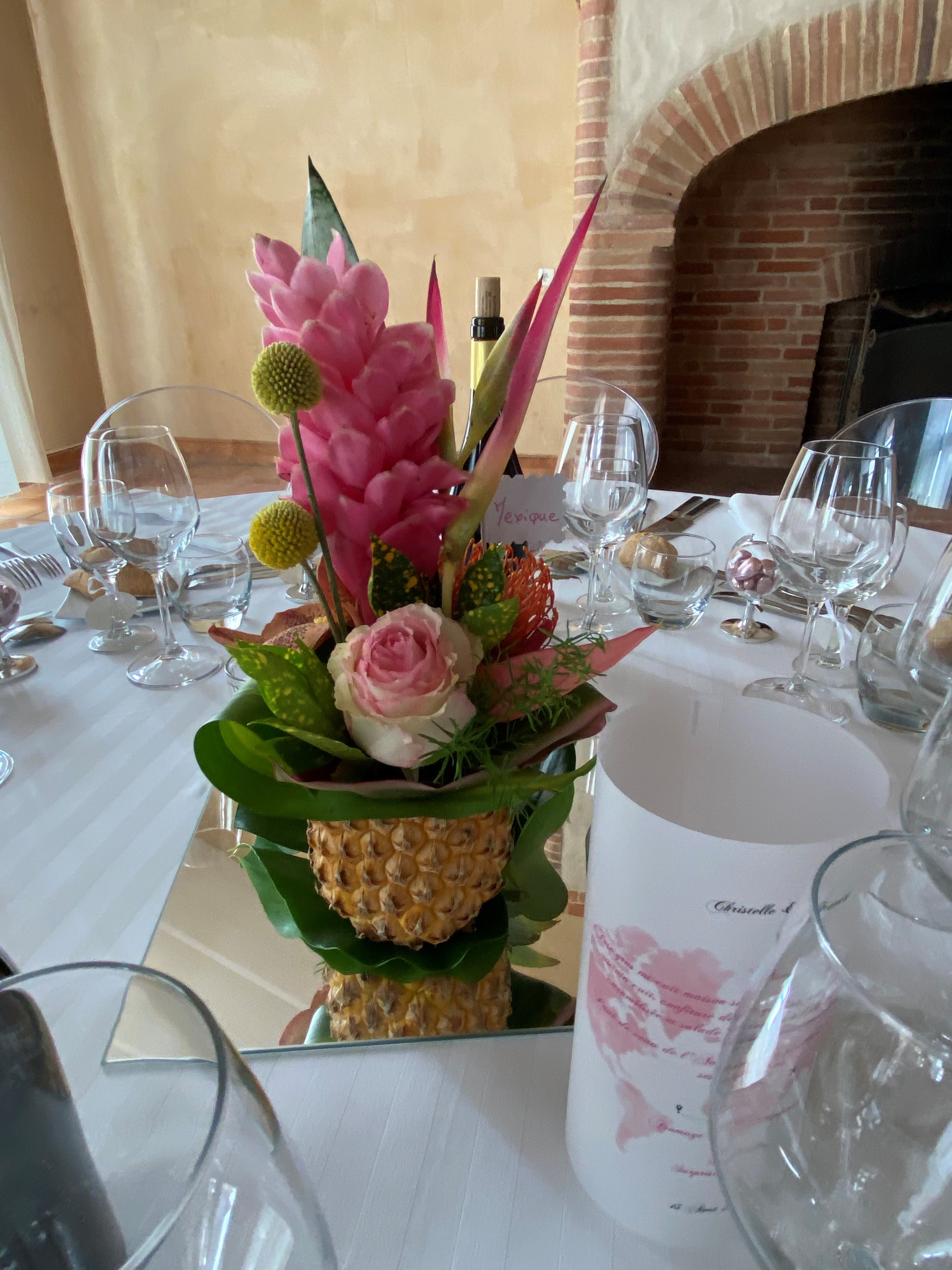 deco-table-1